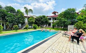 Sigiriya Sun Shine Villa